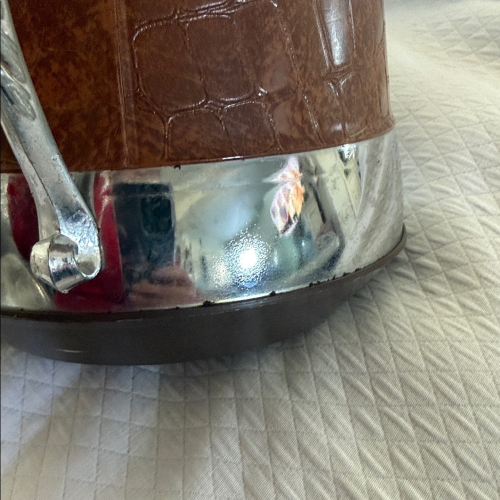 Rare Vintage Mermaid and faux crocodile leather ice bucket barware. - Picture 11 of 12
